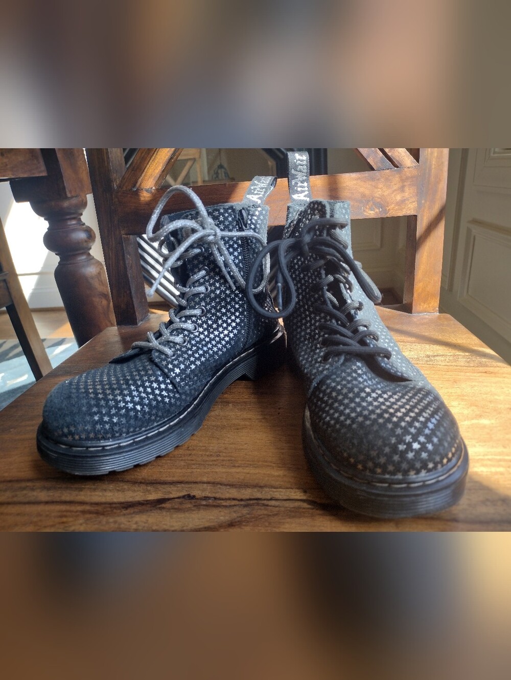 Dr. Martens Black Silver Stars Suede 1460 Pascal Boots Size 2
